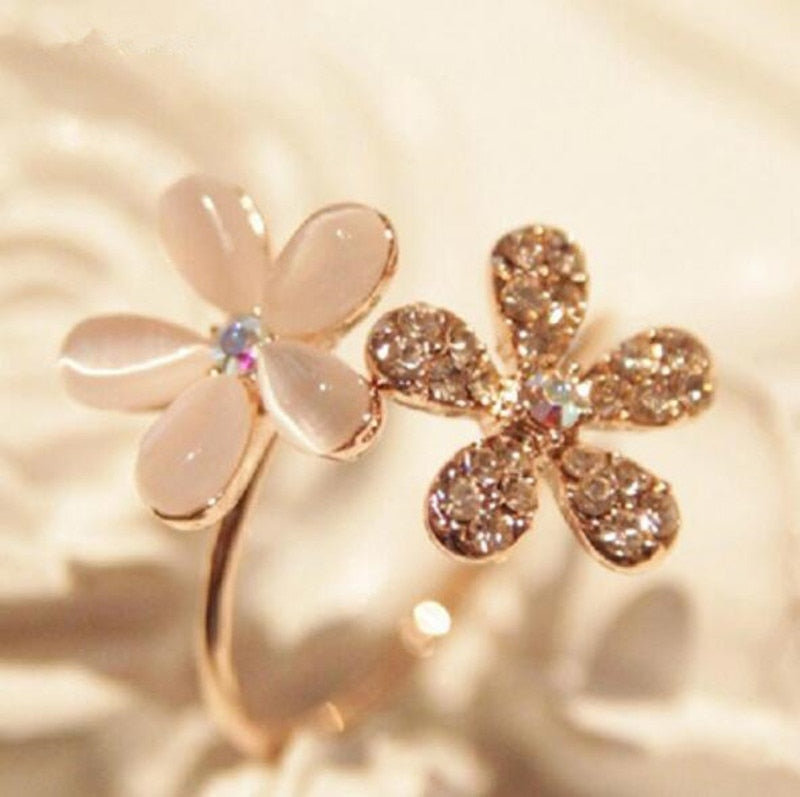 Daisy Adjustable Ring